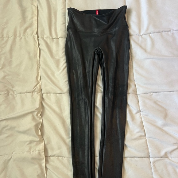 Spanx Faux Leather Leggings - Picture 5 of 6